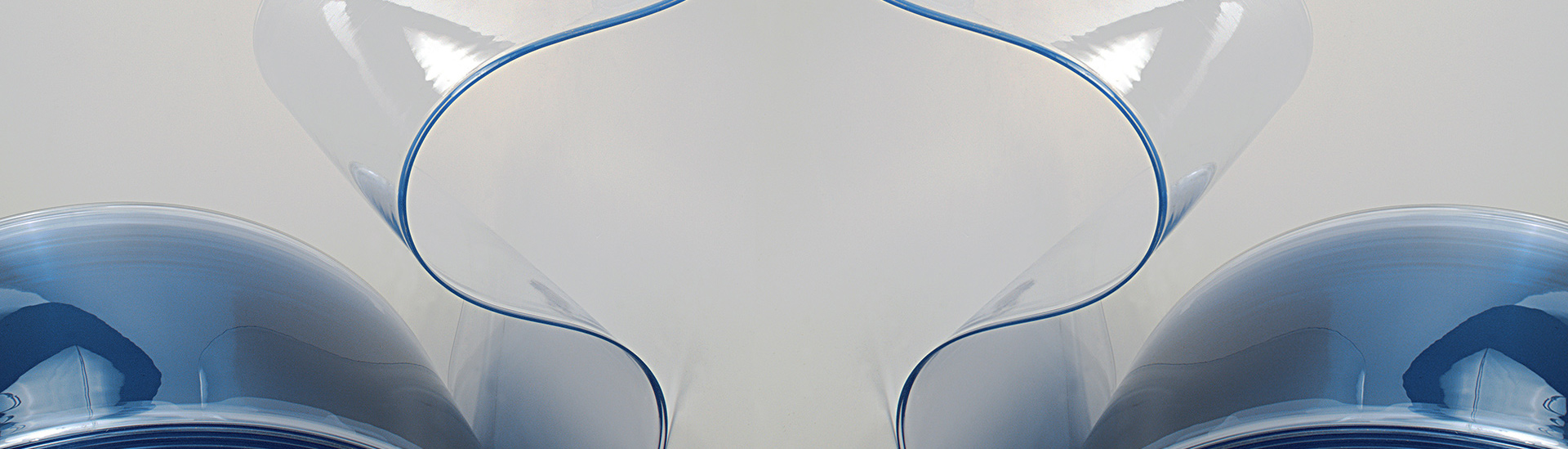 Tende a strisce in PVC flessibile trasparente: come scegliere lo spessore e calcolare il sormonto